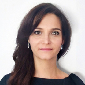 Dr. Riszter Magdolna